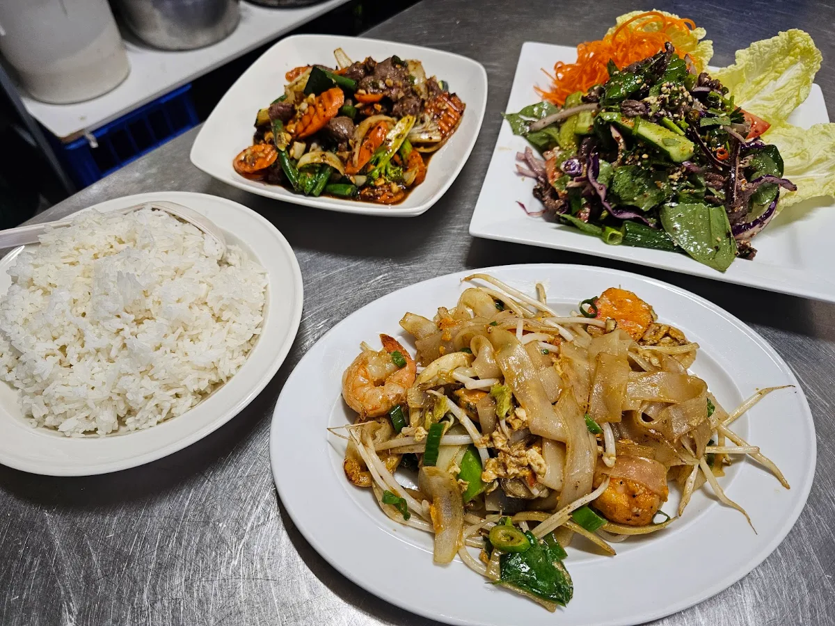 Highlights, Mr Ken's Thai And More Cuisine Restaurant