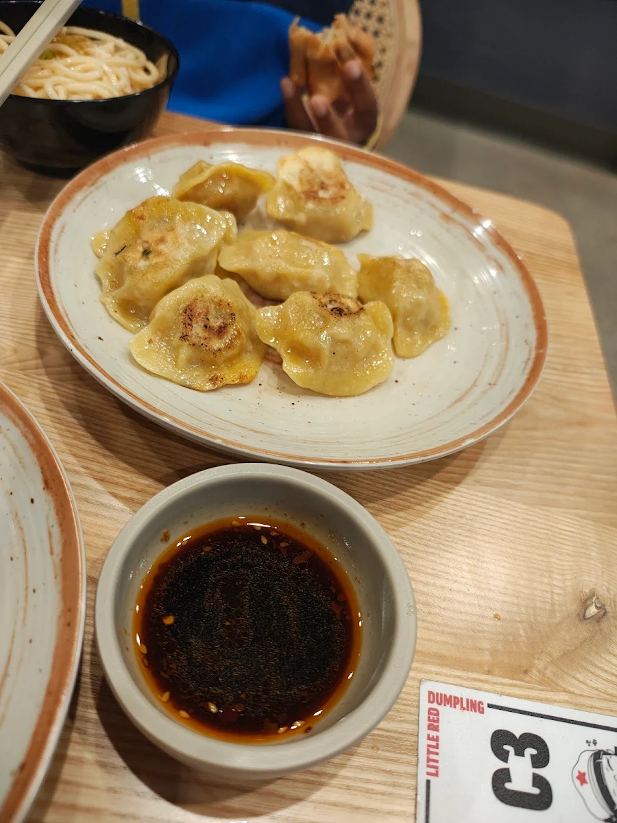 Highlights, Little Red Dumpling Dakabin