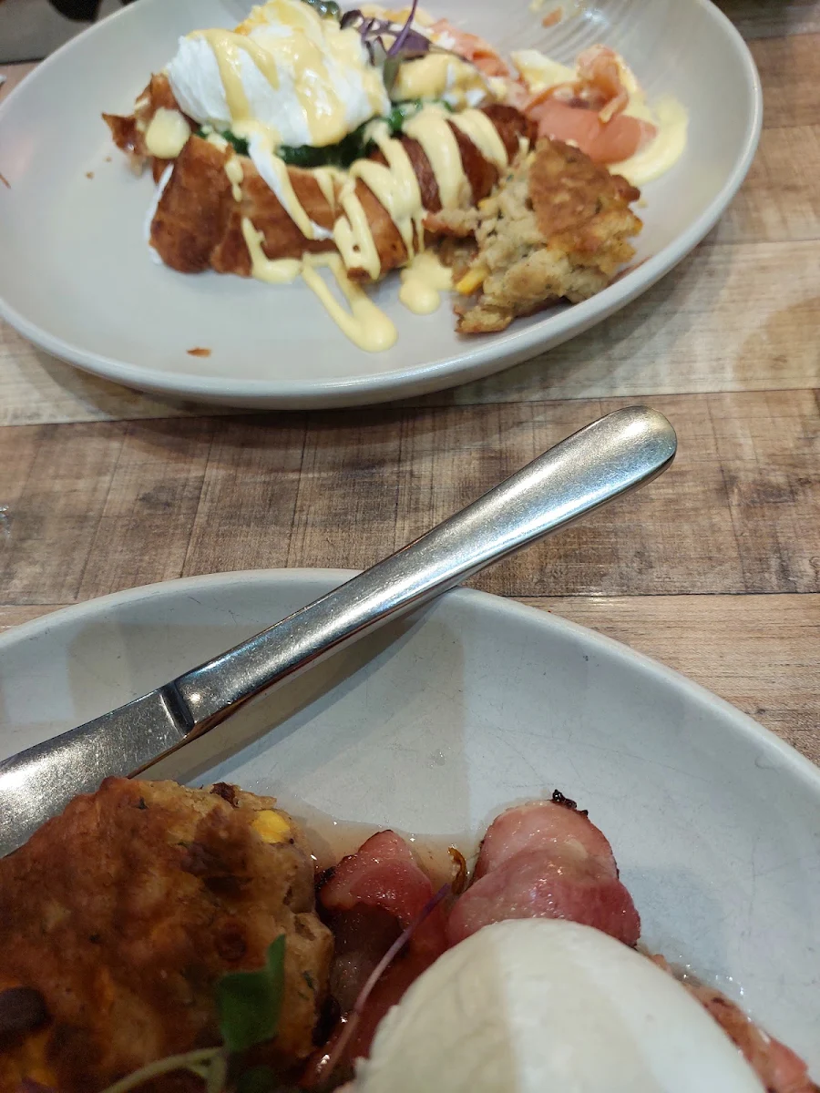 Eggs Benedict, Zeea's Eatery