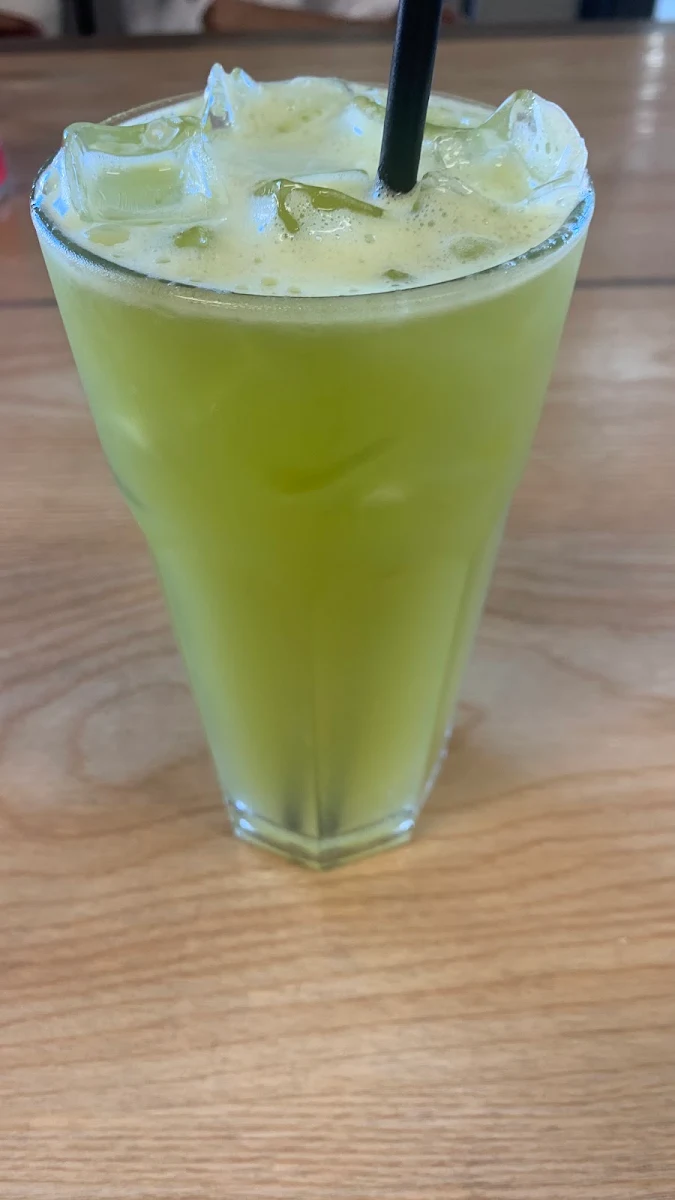 Freshly Squeezed Apple Juice