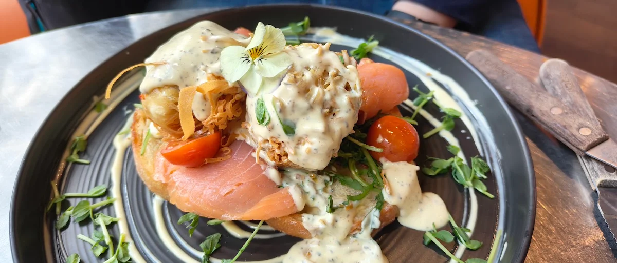 Gemini Signature Egg Benedict