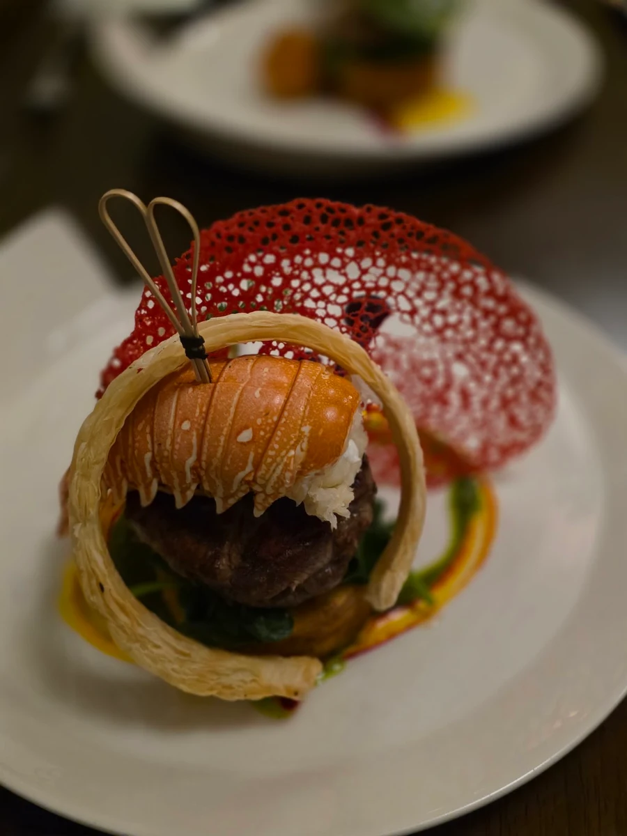 Highlights, Izzy's Restaurant Wilfred