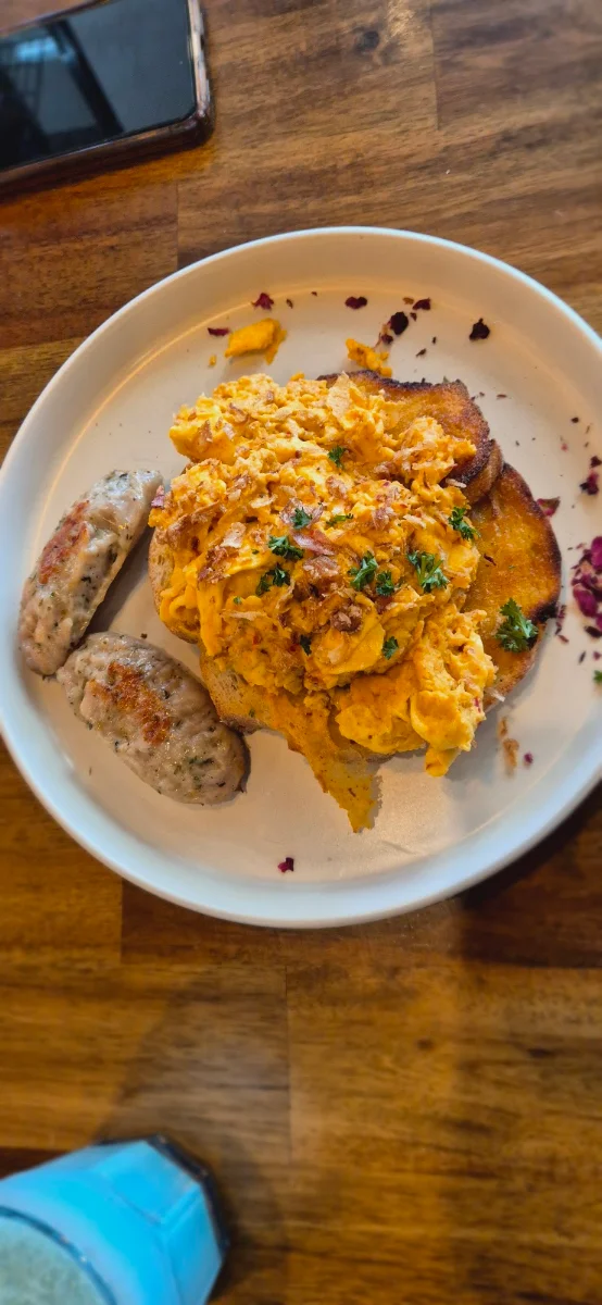 Chilli Scrambled Eggs