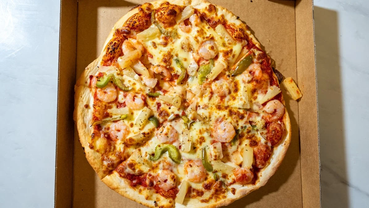 Highlights, Pizza House
