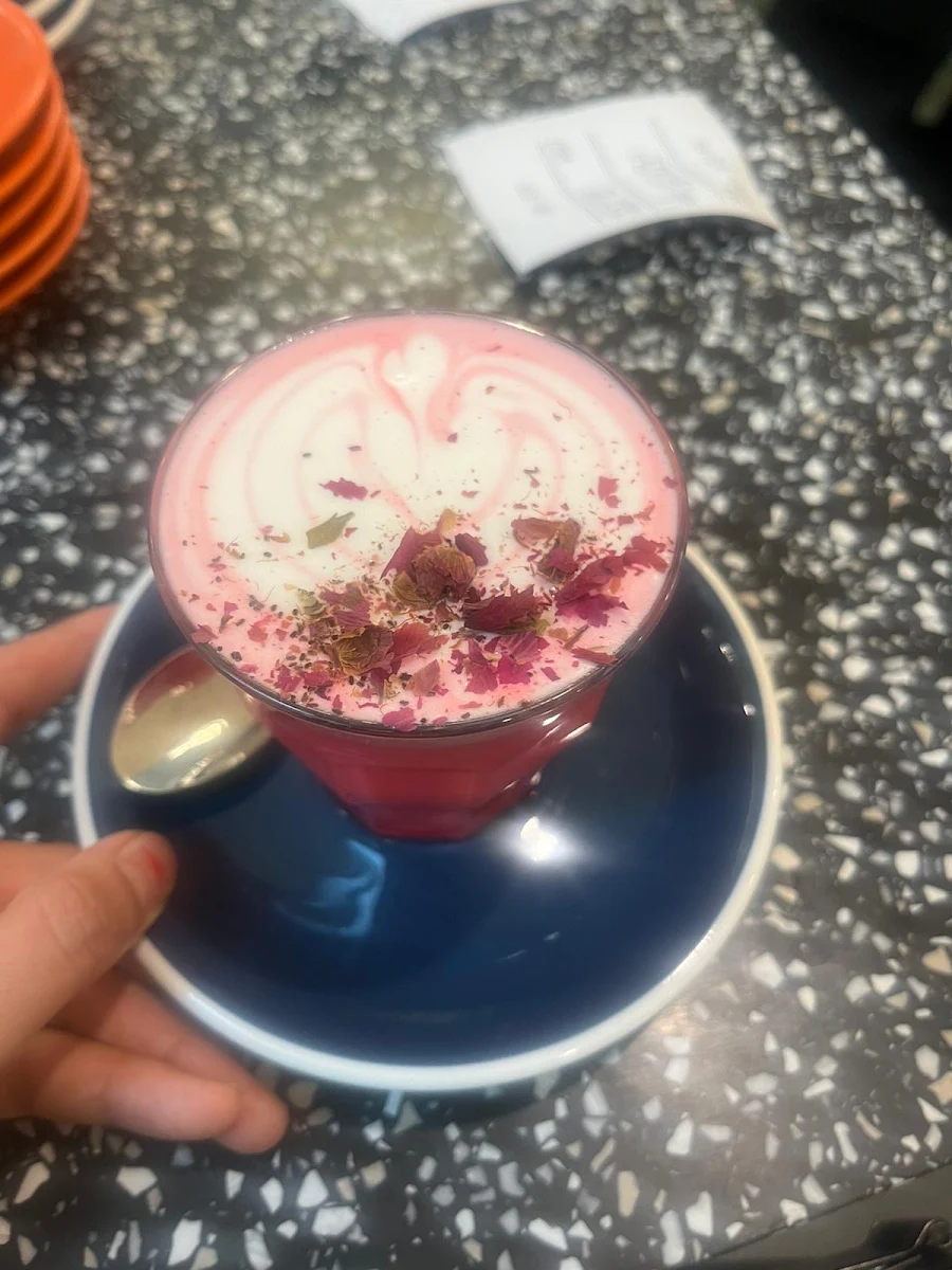 Highlights, Cafe L'amore