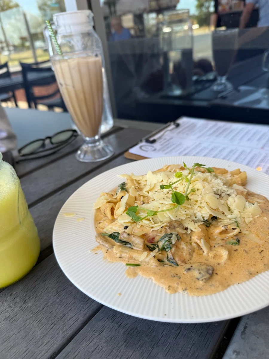 Sundried Tomato Pesto Pasta