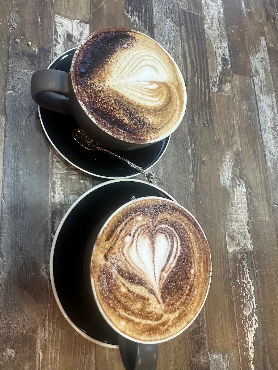 Highlights, Cafe on Camellia