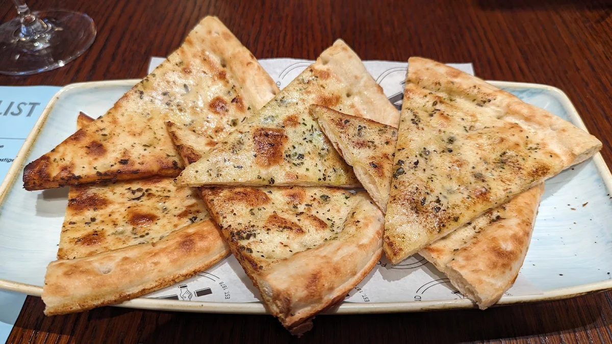 Garlic Bread, Four in Hand Hotel
