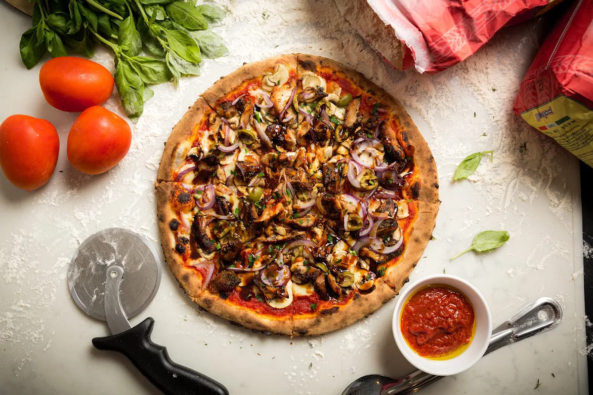Highlights, 458 Pizzeria