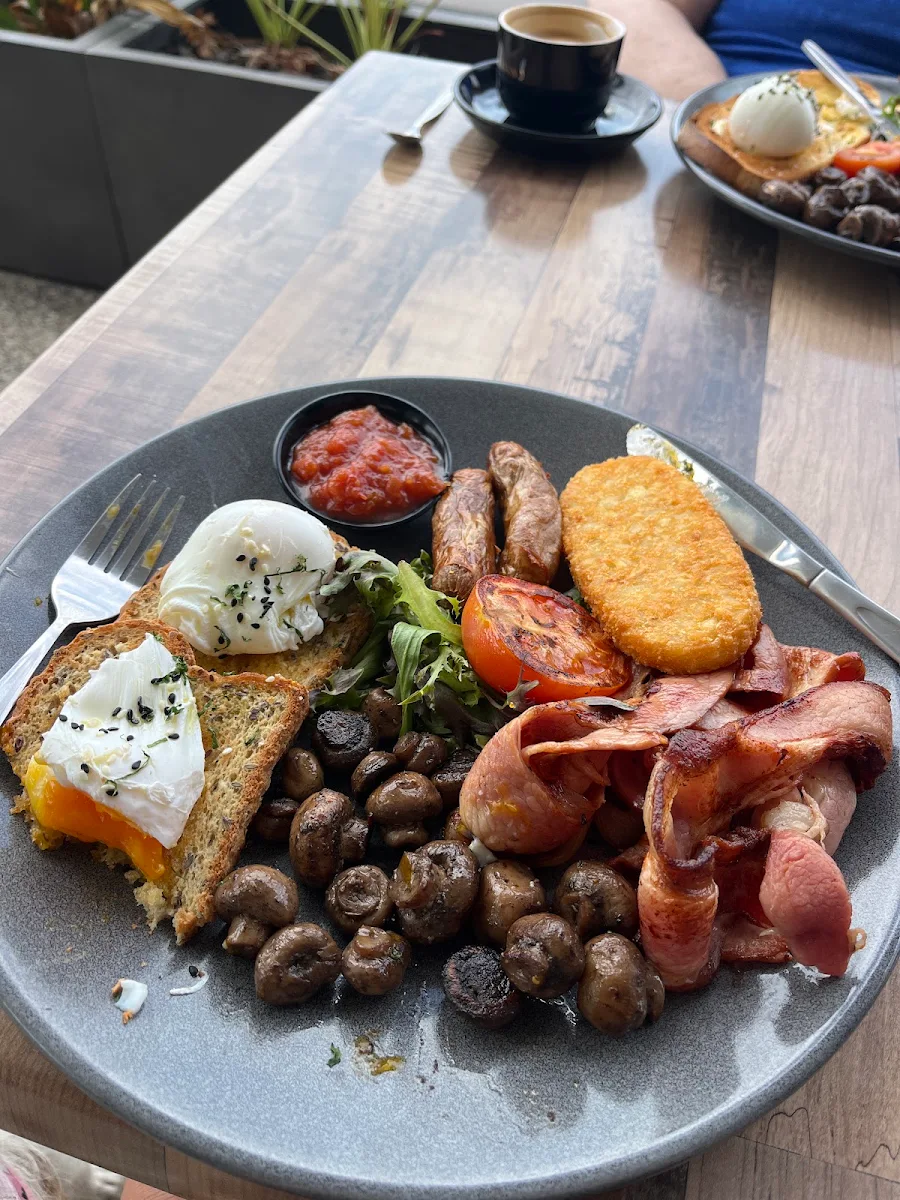 Highlights, HitCafe Meadowbrook
