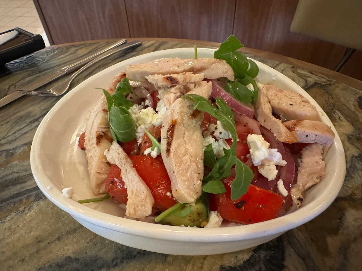 Grilled Chicken Greek Salad