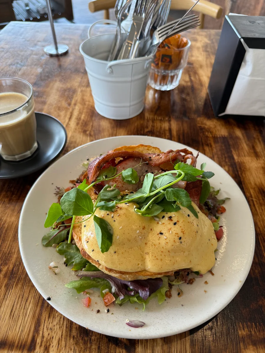 Eggs Benedict