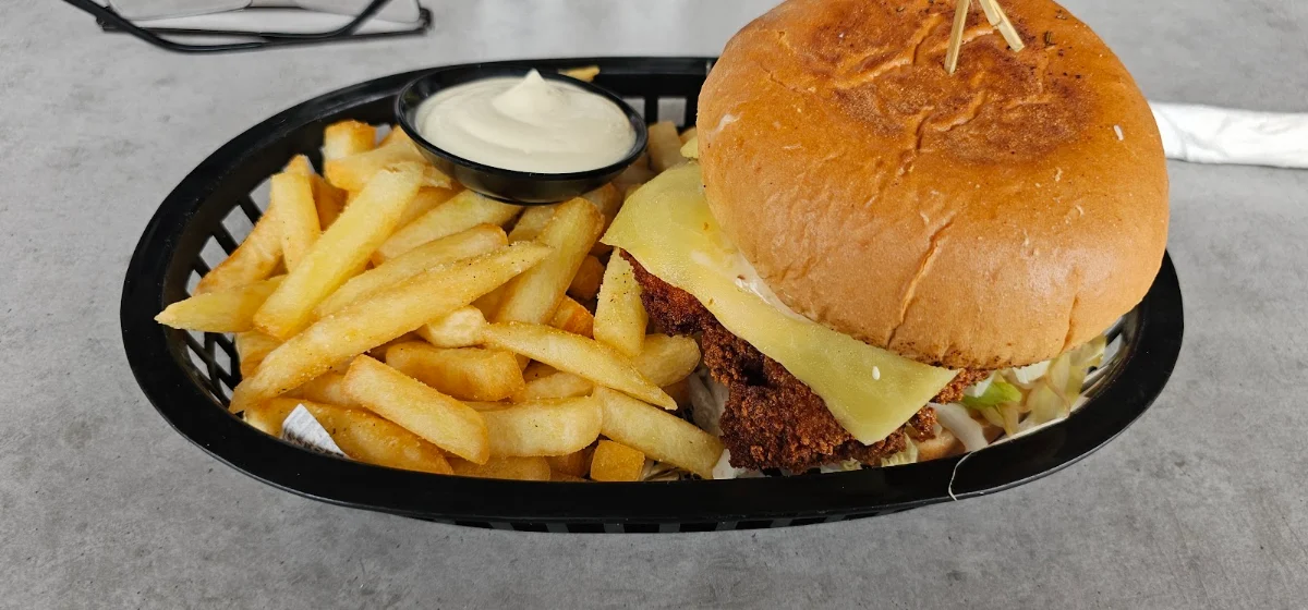 Crispy Chicken Burger