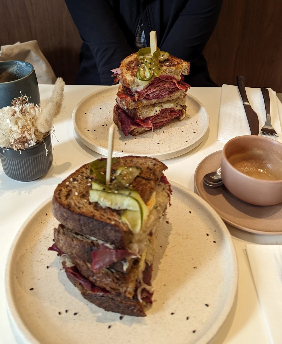16 hr Pulled Beef Toastie
