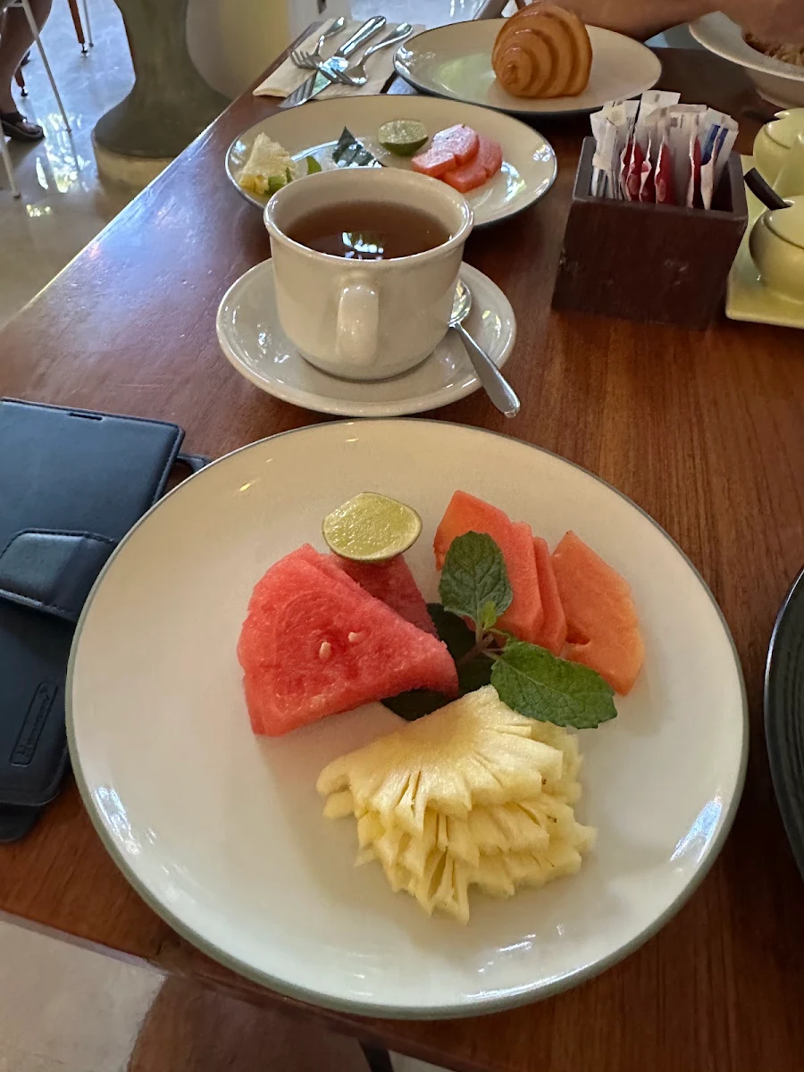 Highlights, Somerset Hotel