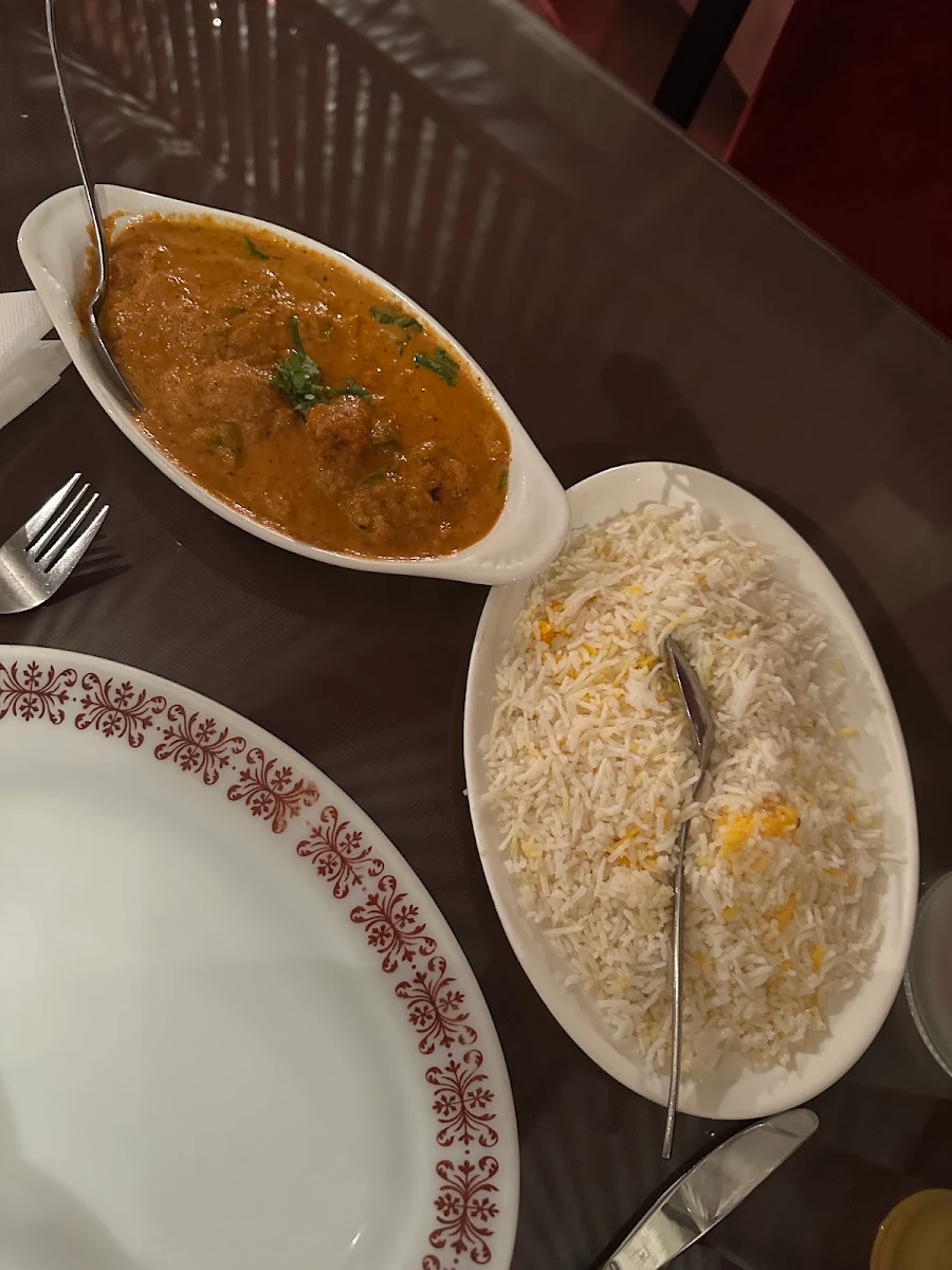 Highlights, Taj Mahal Indian Restaurant