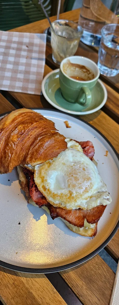 Bacon Egg and Cheese Croissant