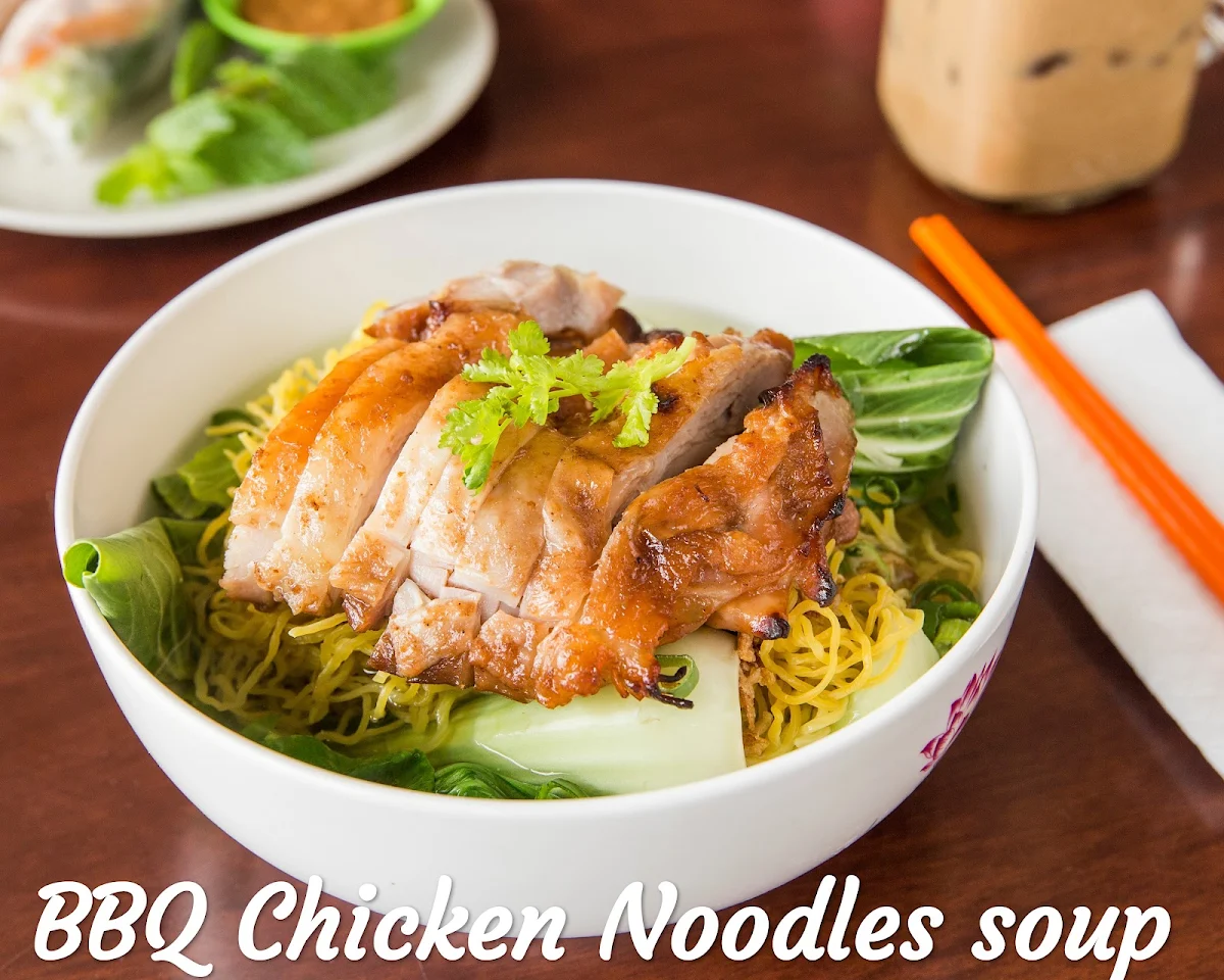 Highlights, Le Cafe - Vietnamese restaurant