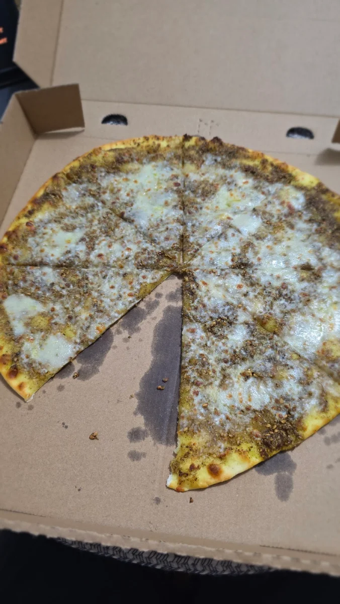 Highlights, Lebnoosh - Get Your Yummy Manoush & Pizza !