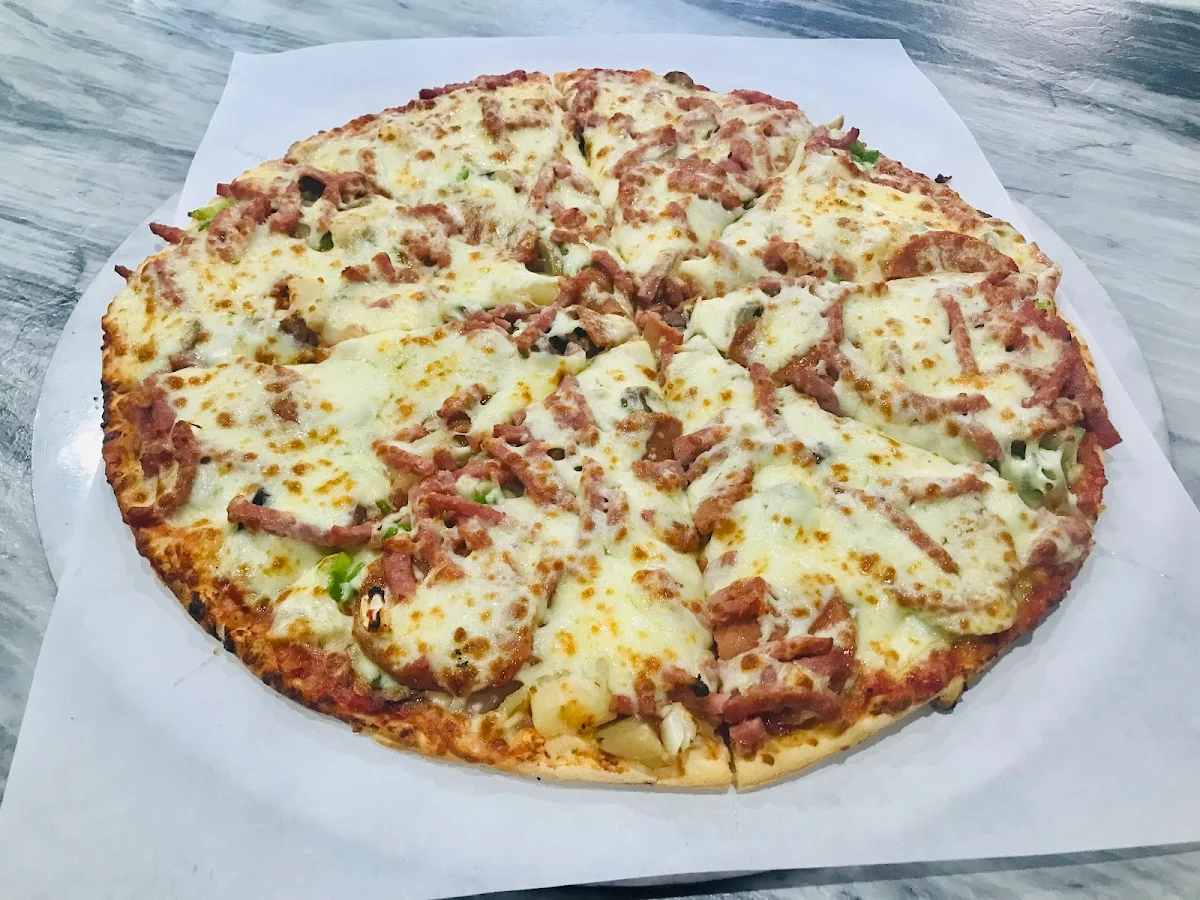 Supreme Pizza, Lebnoosh - Get Your Yummy Manoush & Pizza !