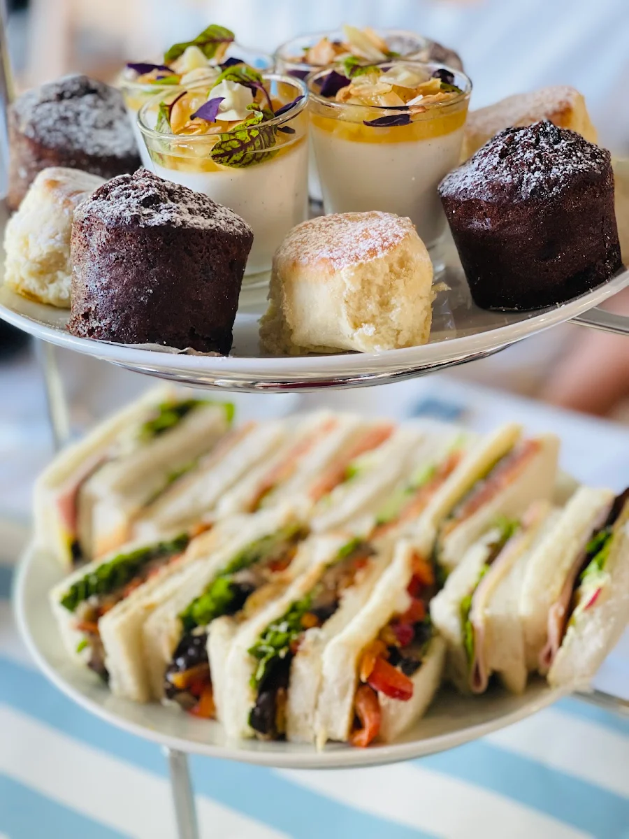 Highlights, Rubric Restaurant