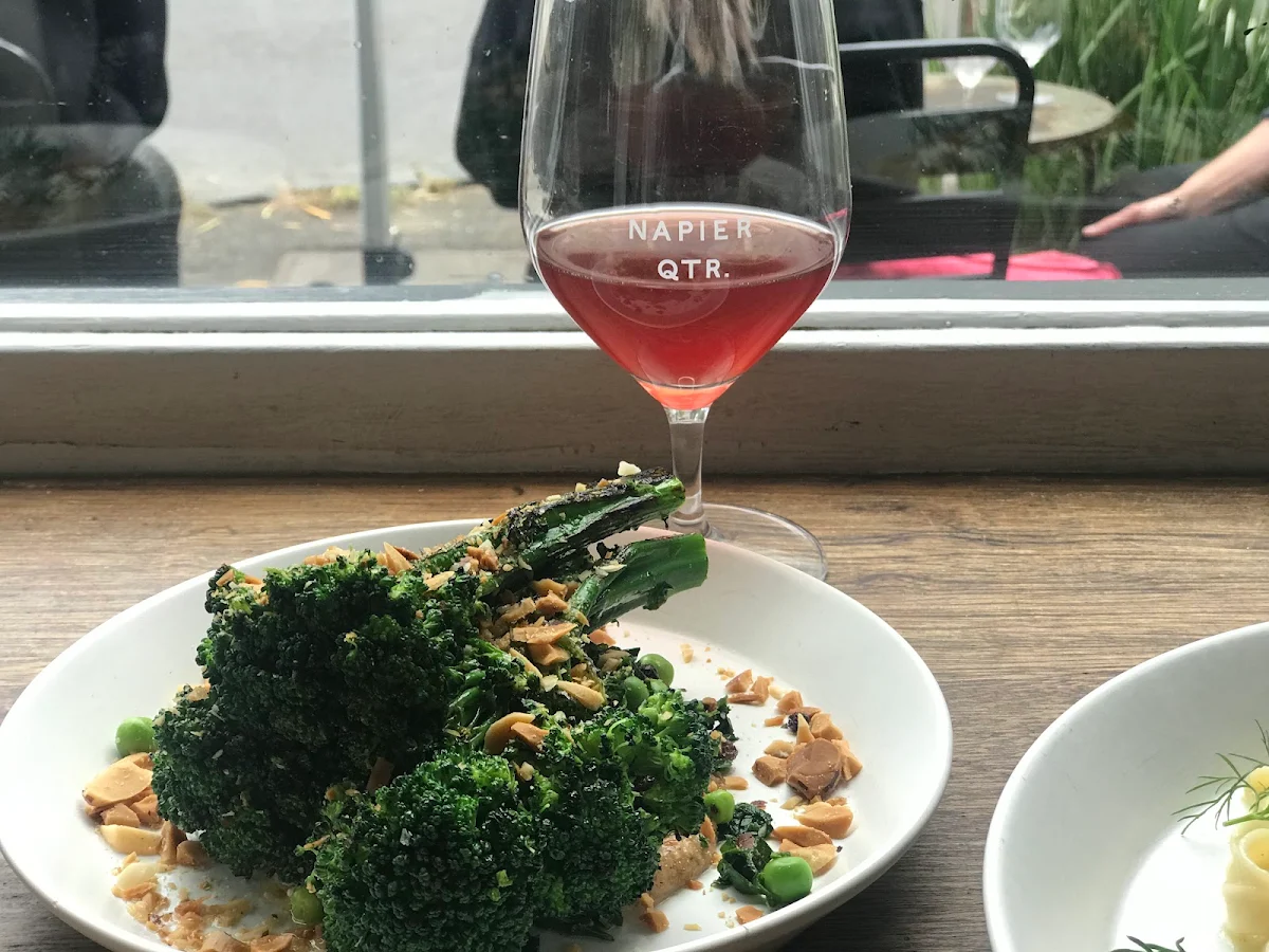 Broccolini, Napier Quarter