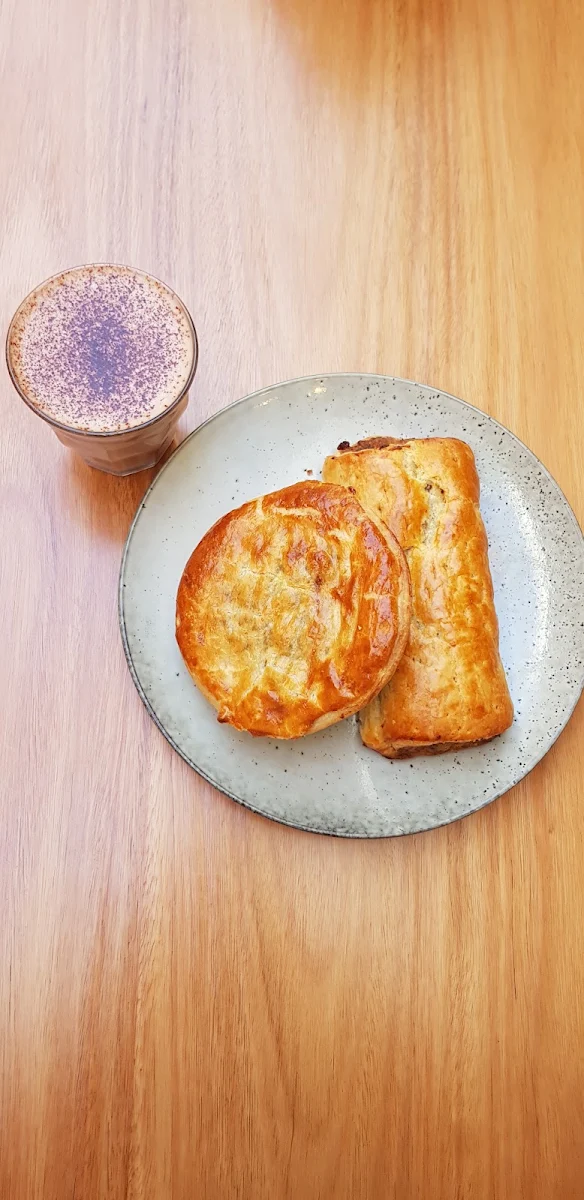 Hot Chocolate and Sausage Roll Beef Pie