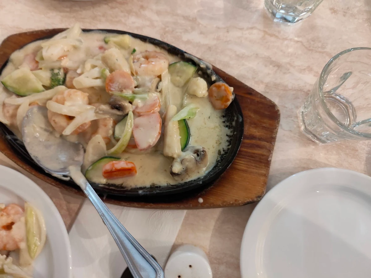 Sizzling Creamy Garlic King Prawn