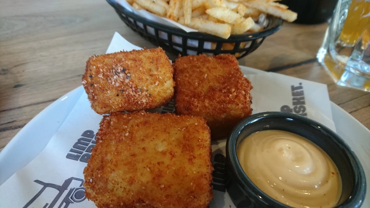 Mac and Cheese Croquette