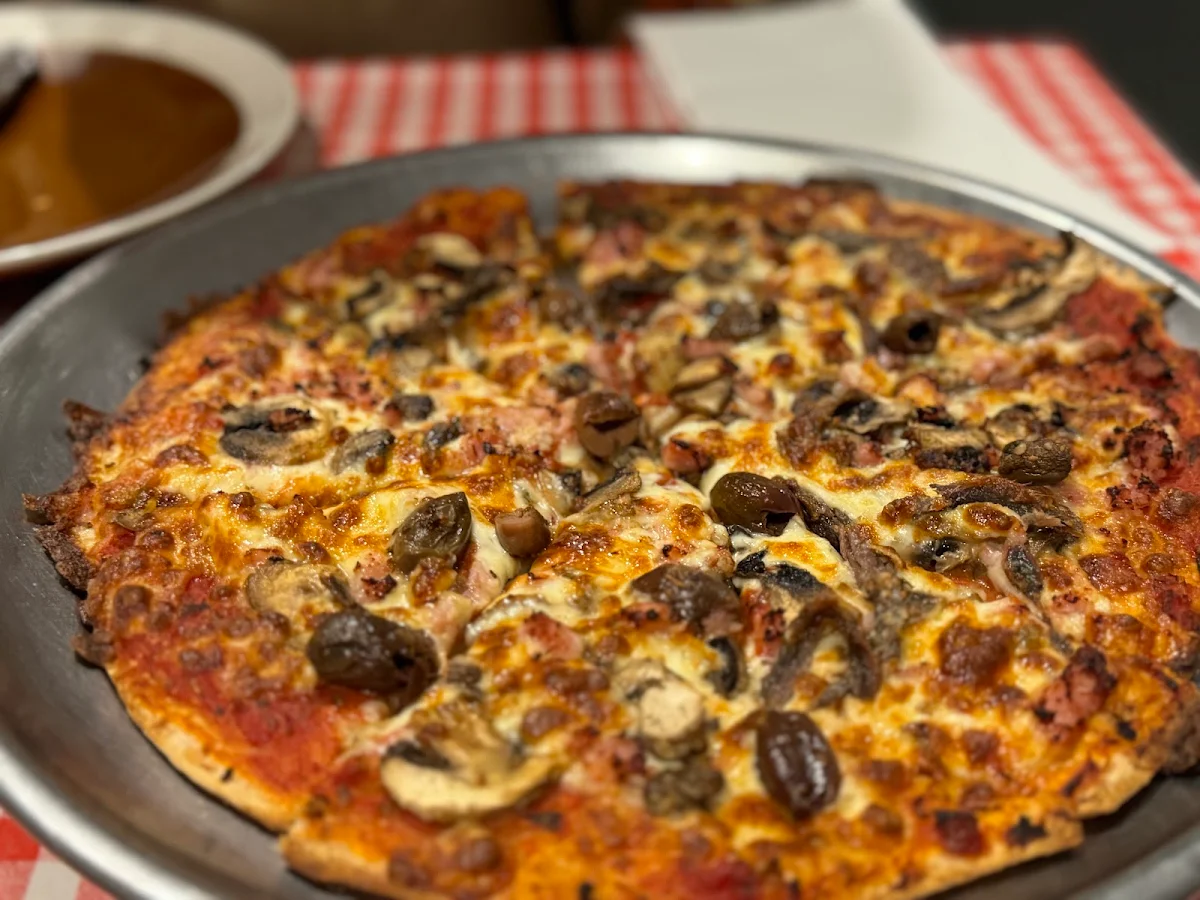 Highlights, Mimmos Pizza Brookvale