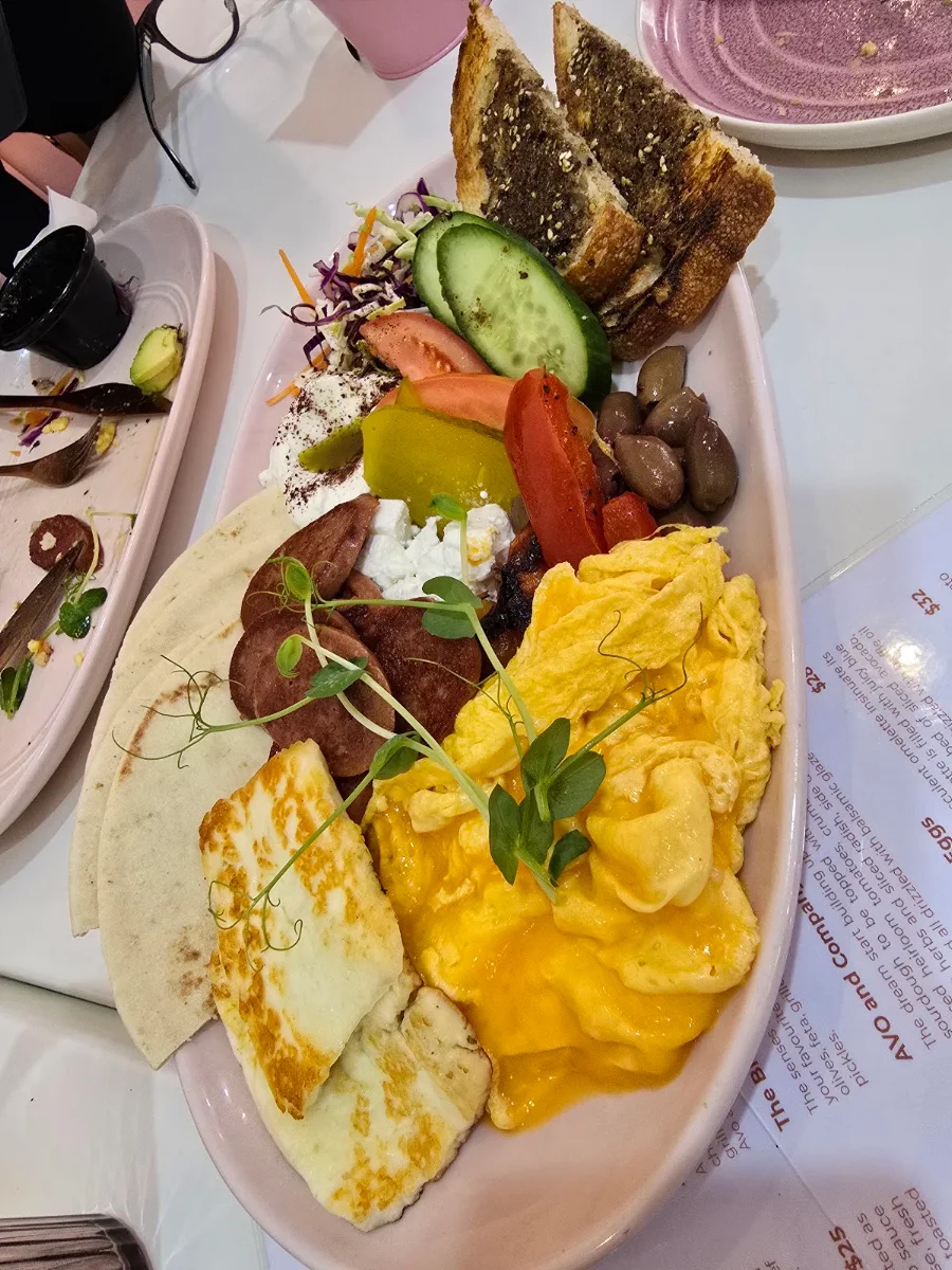 Highlights, Blooming Cafe and Restaurant