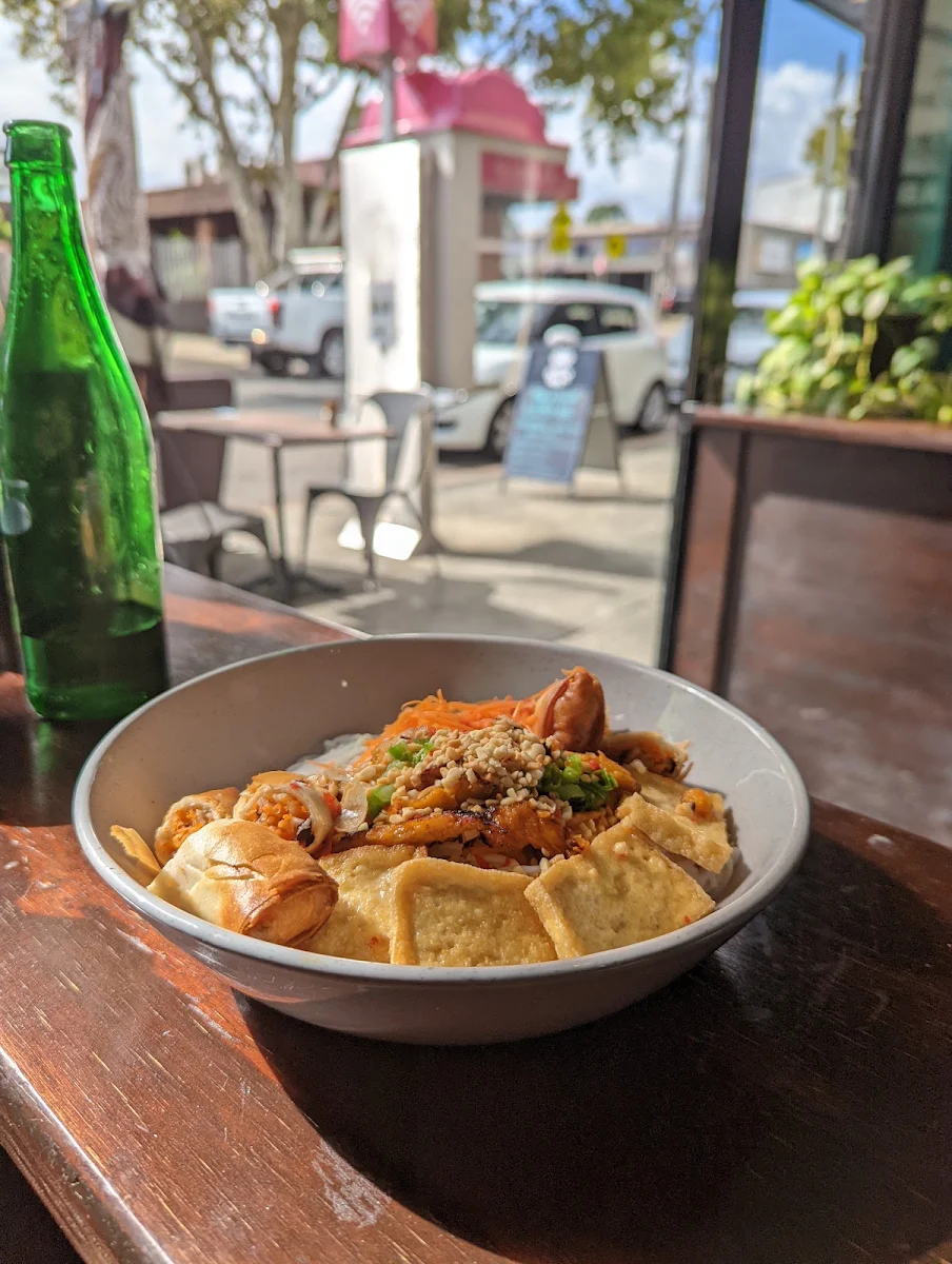 Seitan Vermicelli Bowl