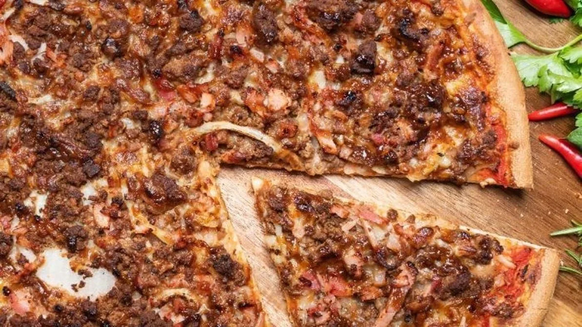 Highlights, Rosco's Pizza