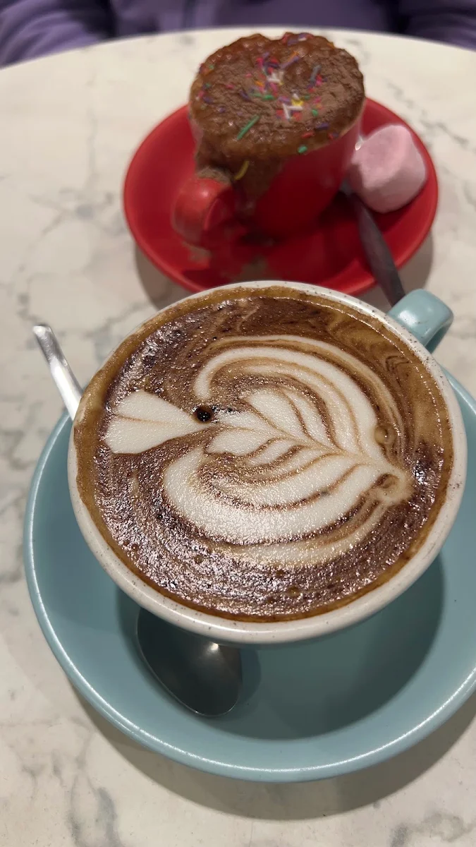 Cappuccino, Caffe Cherry Beans