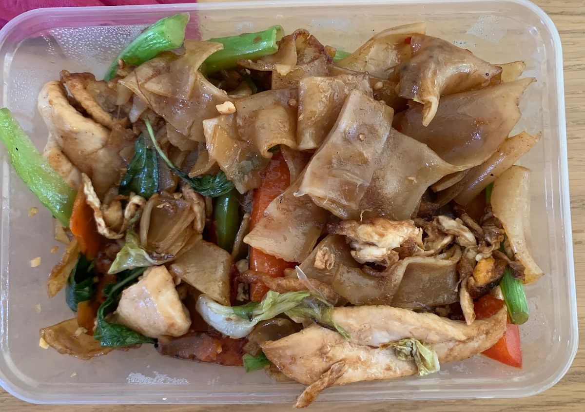 チキン, Tuk Tuk Thai