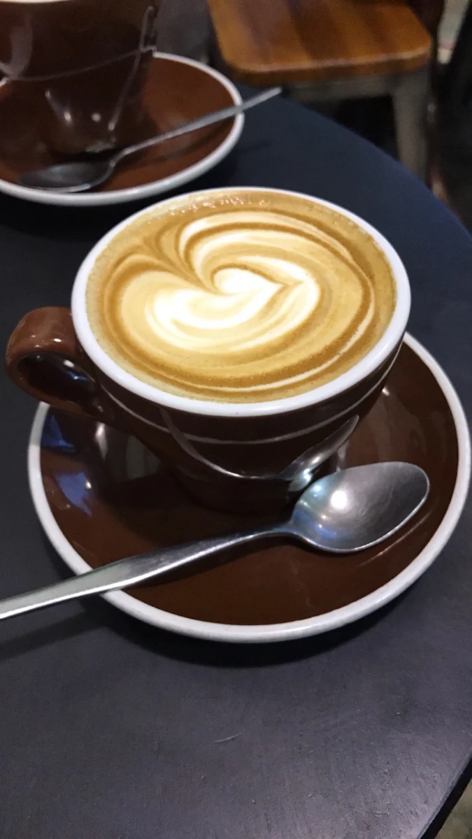 Flatwhite, Postal Hall