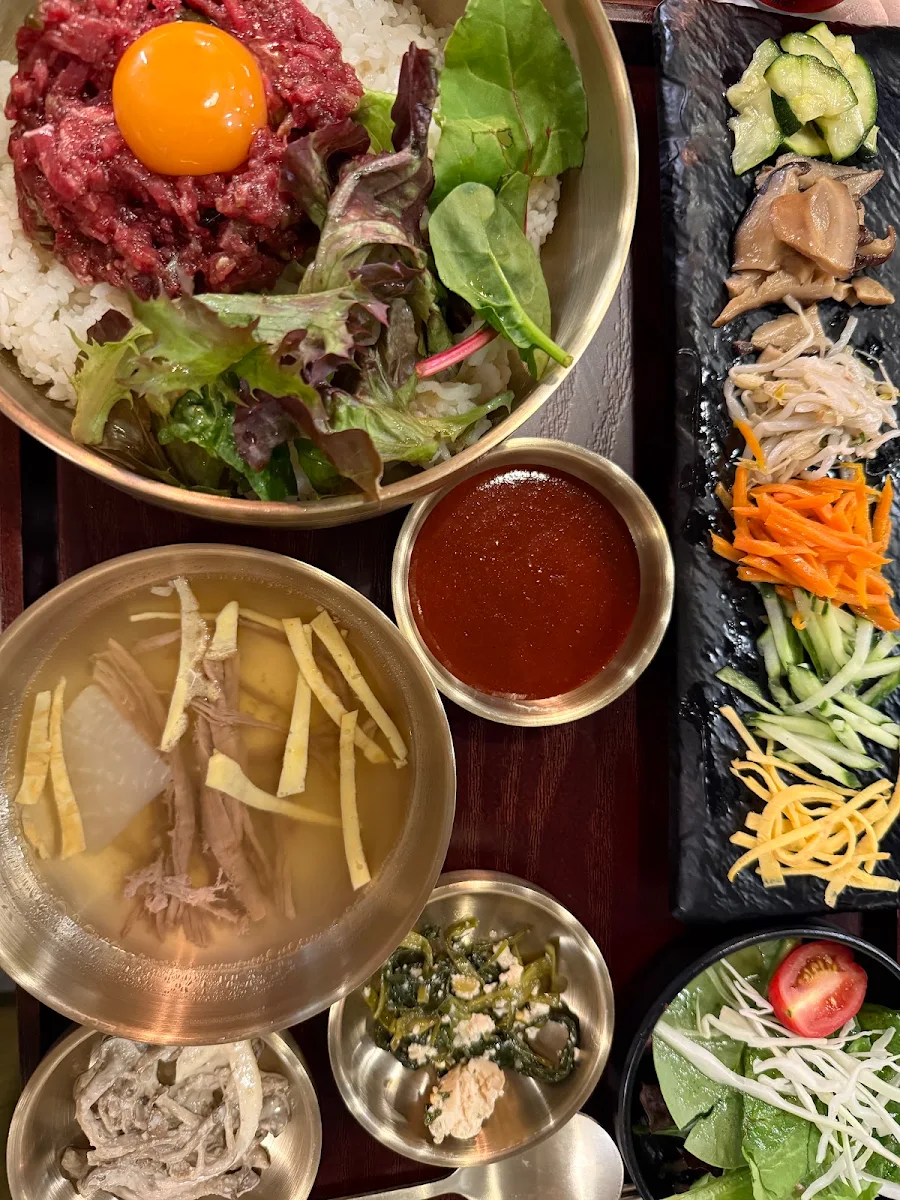 Raw Beef Bibimbab
