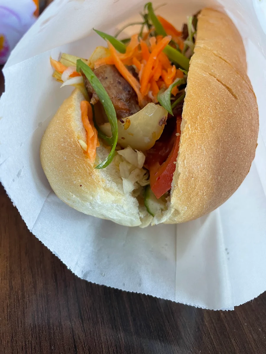 Bahn MI, That Viet Place