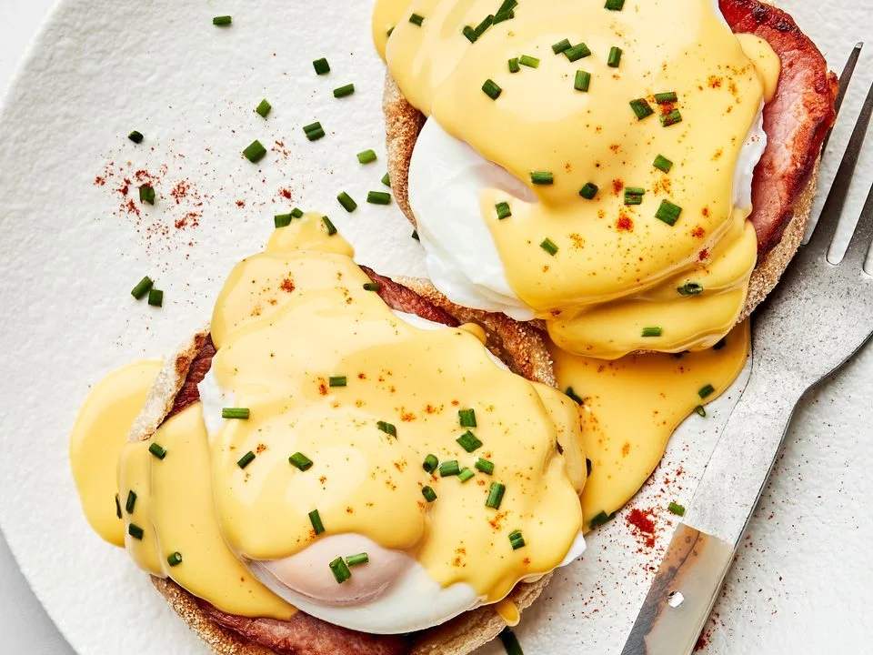 Eggs Benedict, Ruby Cafe