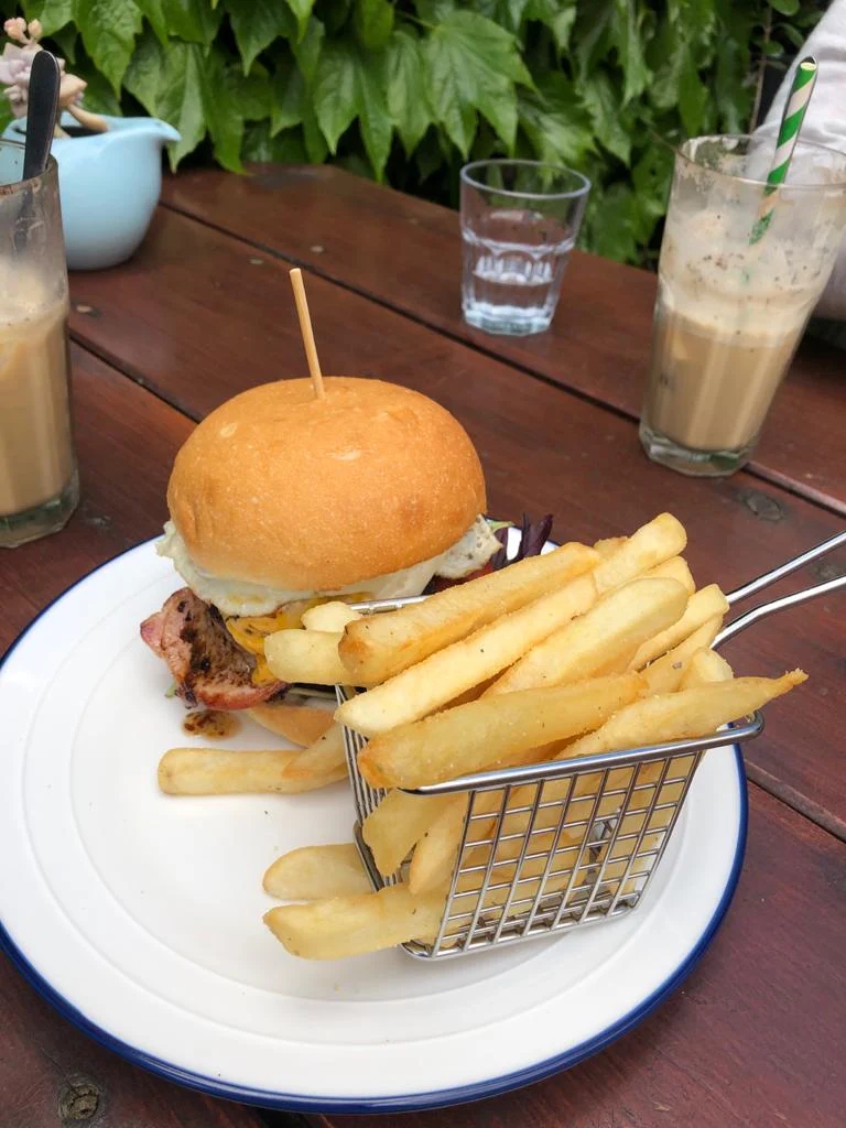 Workers Burger, Ruby Cafe