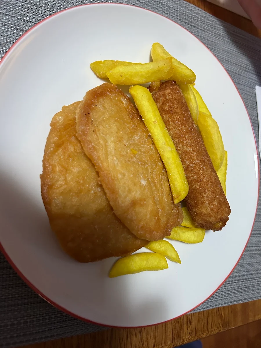 Highlights, Dinah Parade Fish & Chippery