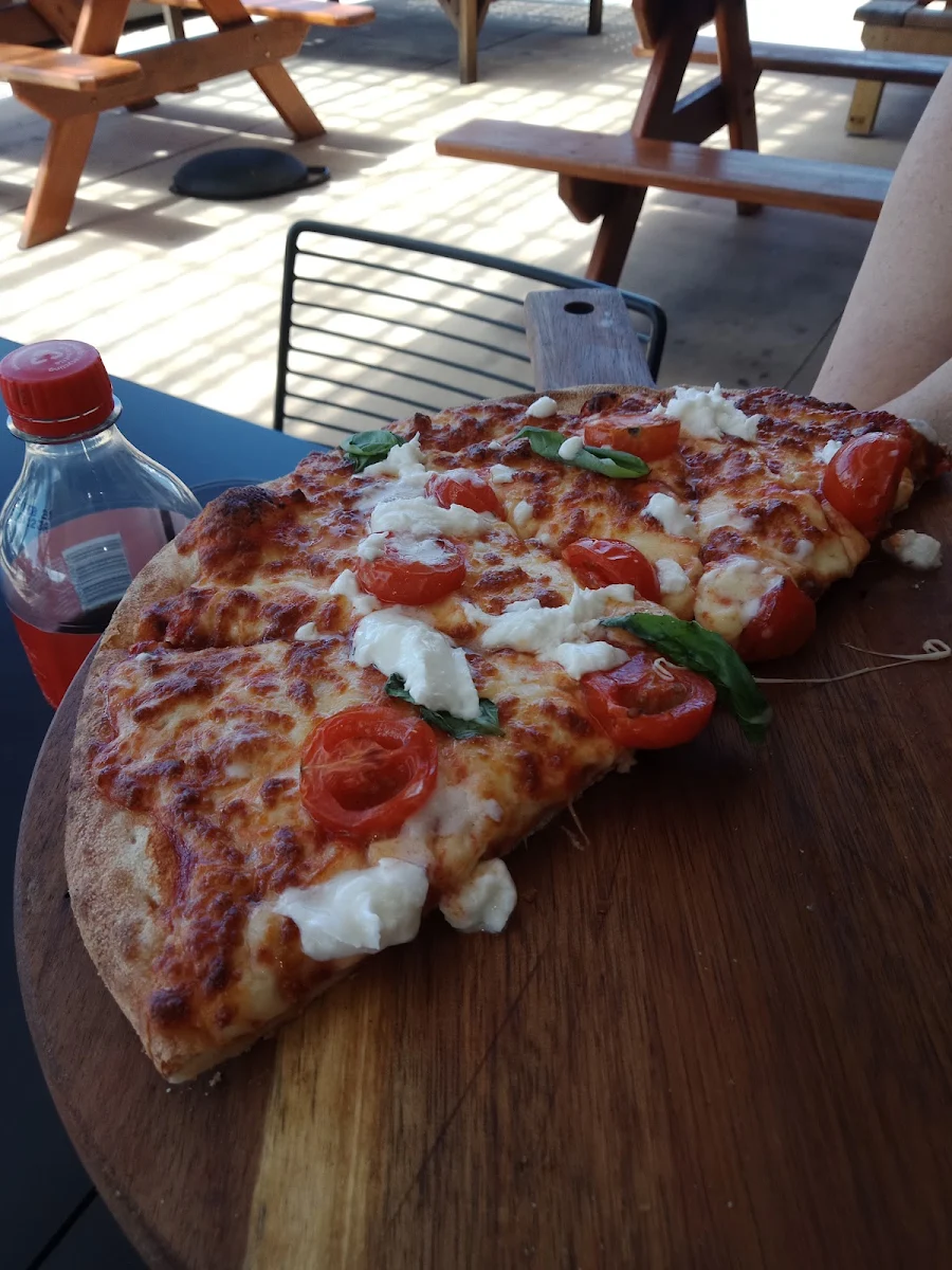 Margherita Pizza, Crust Pizza Port Macquarie