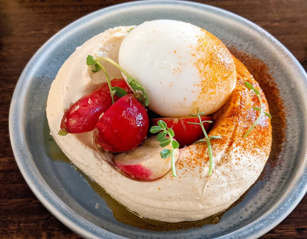 Fresh Hummus