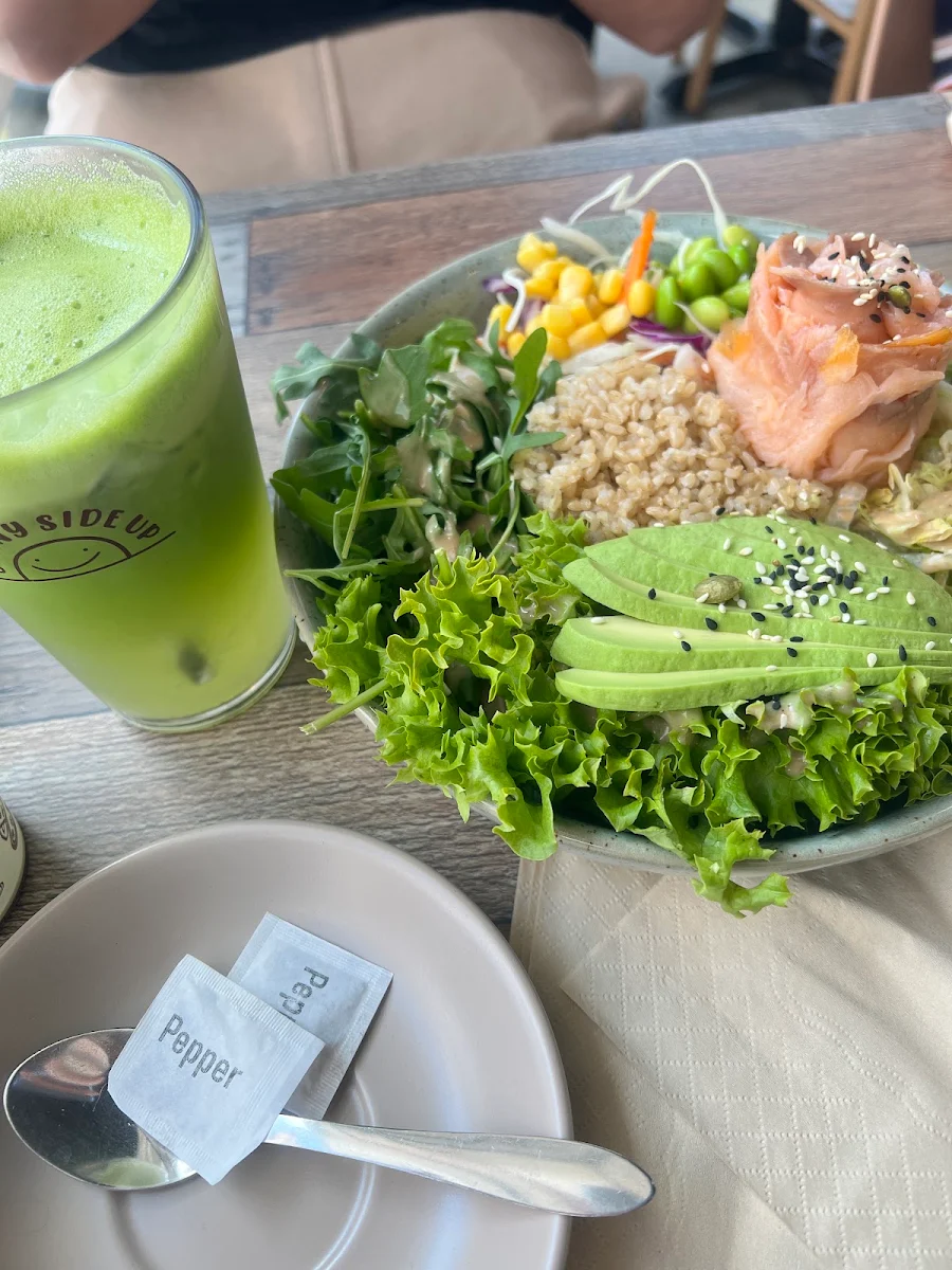 Smoked Salmon Poke Bowl