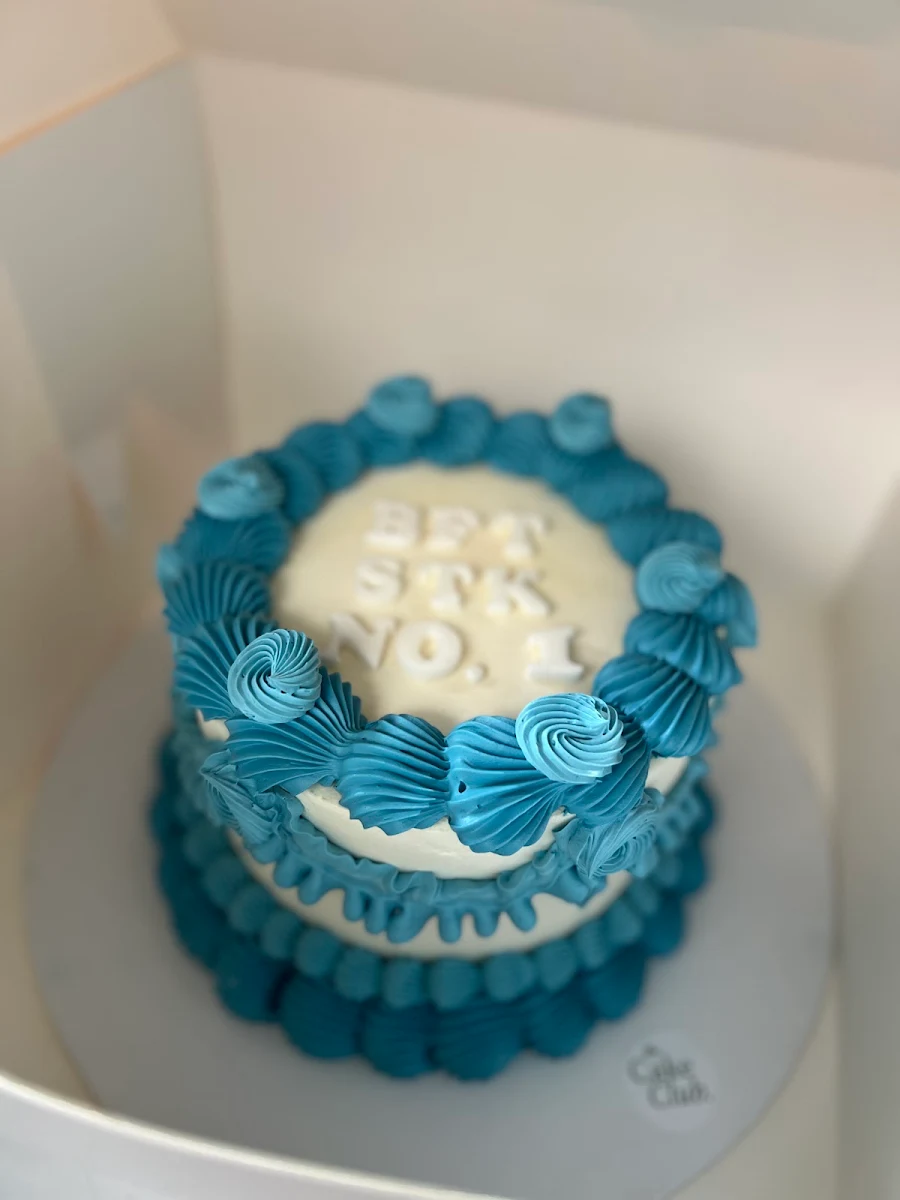Highlights, The Cake Club.