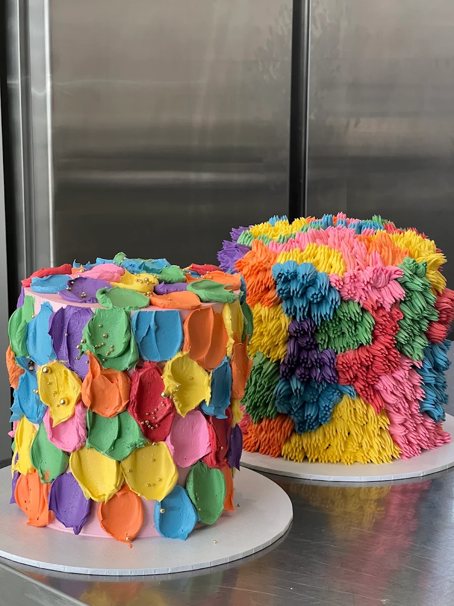 Highlights, The Cake Club.