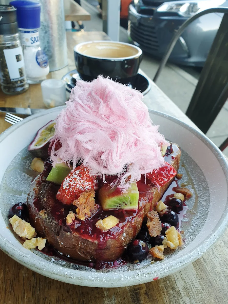 French Toast, Cream & Co