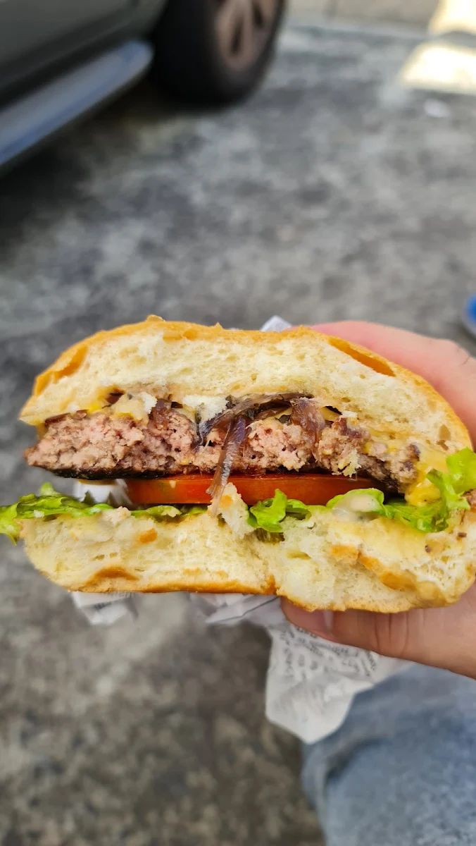 Hamburger, The Beef Burger