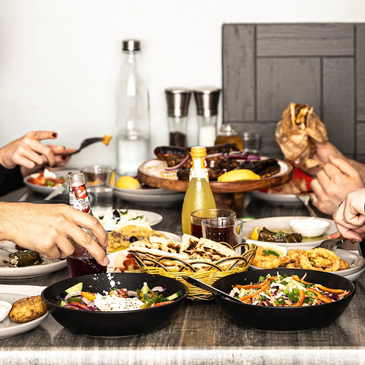 Highlights, Odos Tsimiski Greek Restaurant