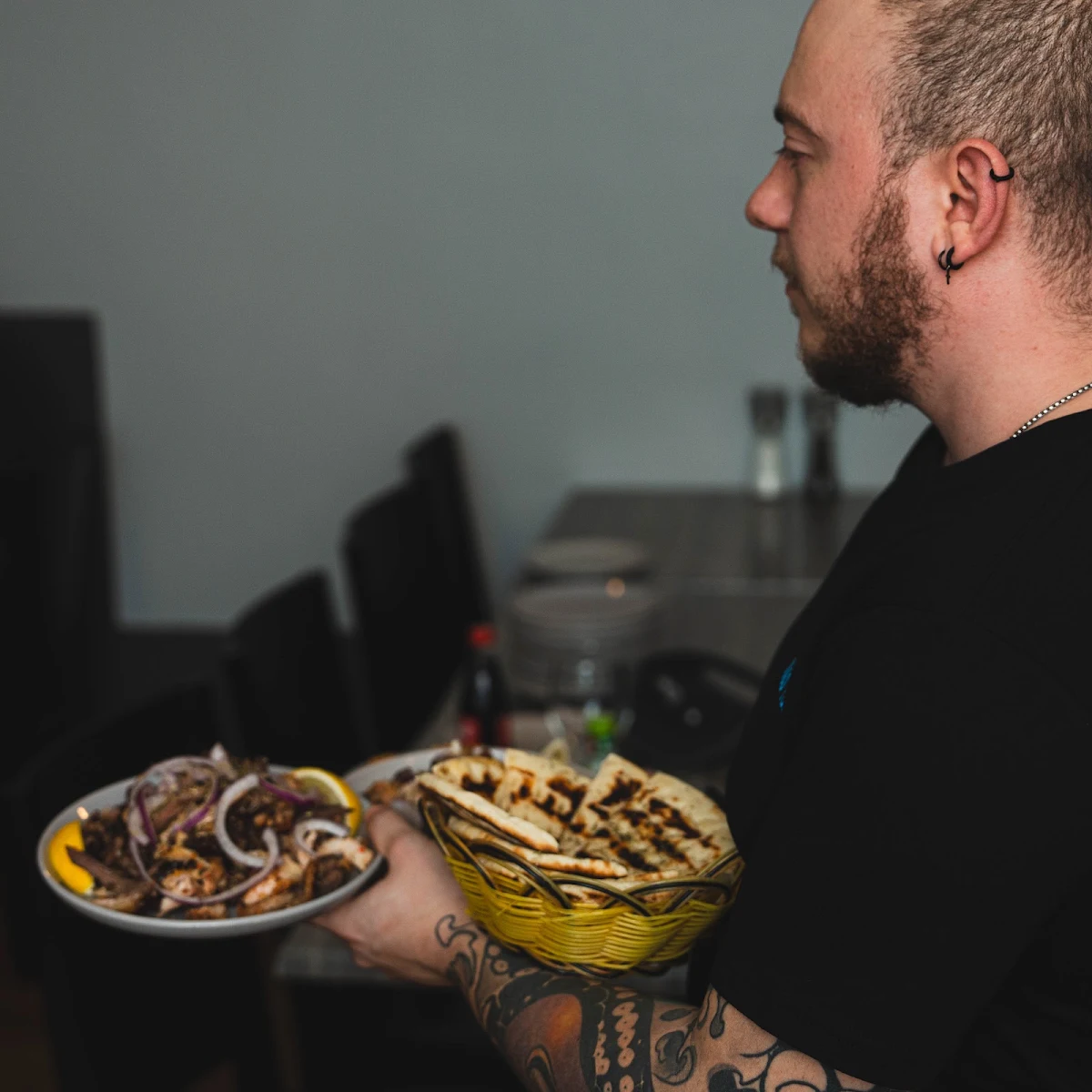 Highlights, Odos Tsimiski Greek Restaurant